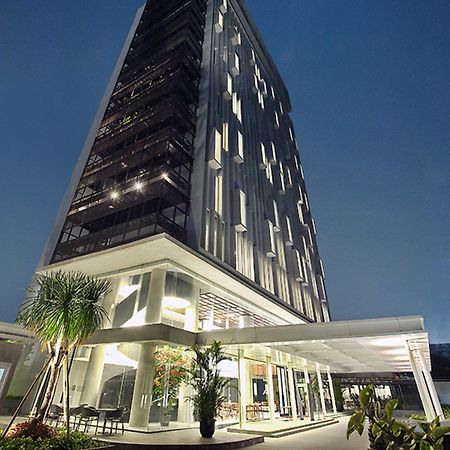 Ra Premiere Simatupang Hotell Cilandak  Exteriör bild