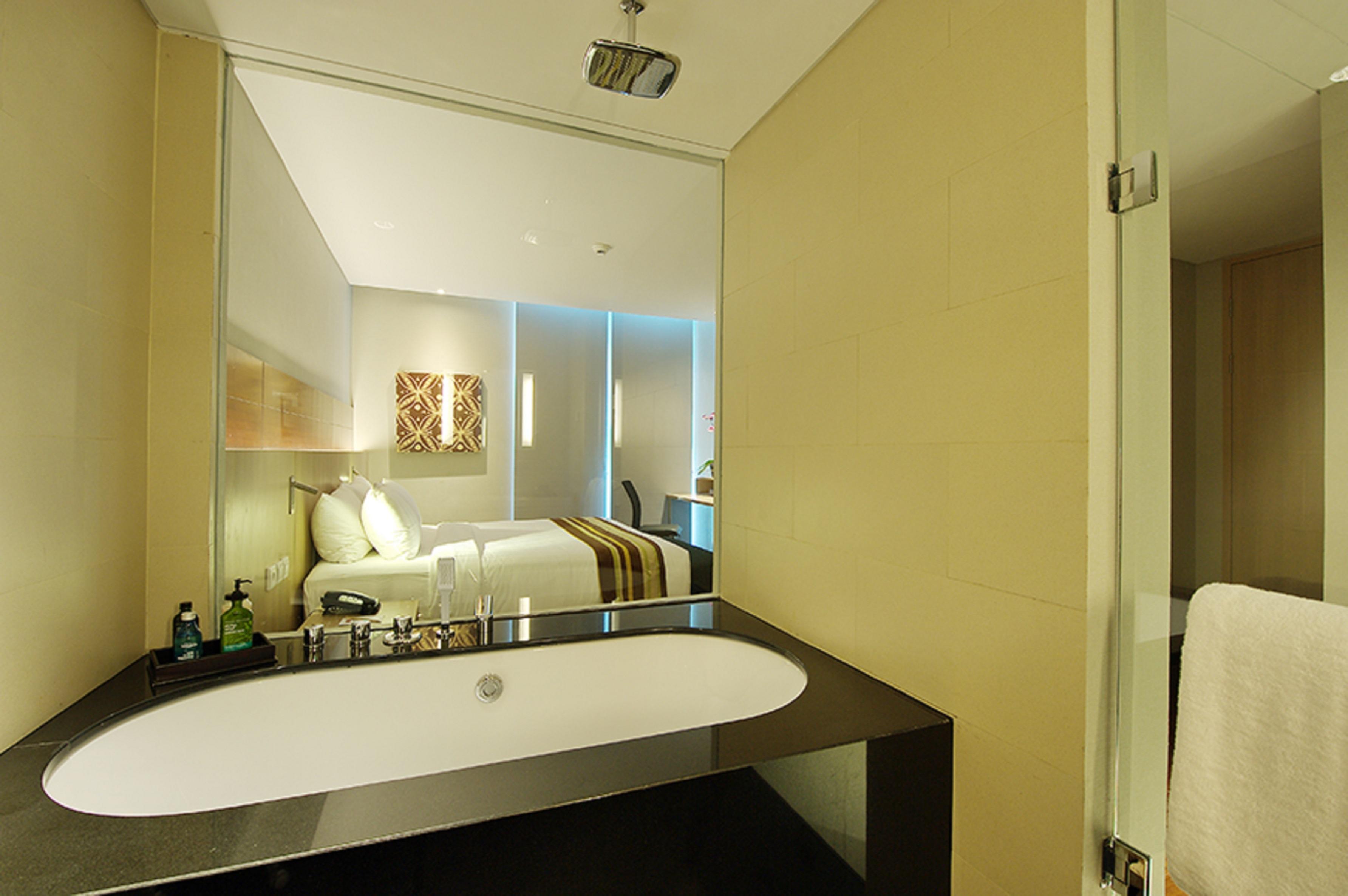Ra Premiere Simatupang Hotell Cilandak  Exteriör bild