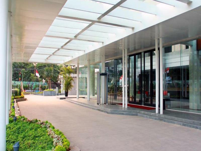 Ra Premiere Simatupang Hotell Cilandak  Exteriör bild