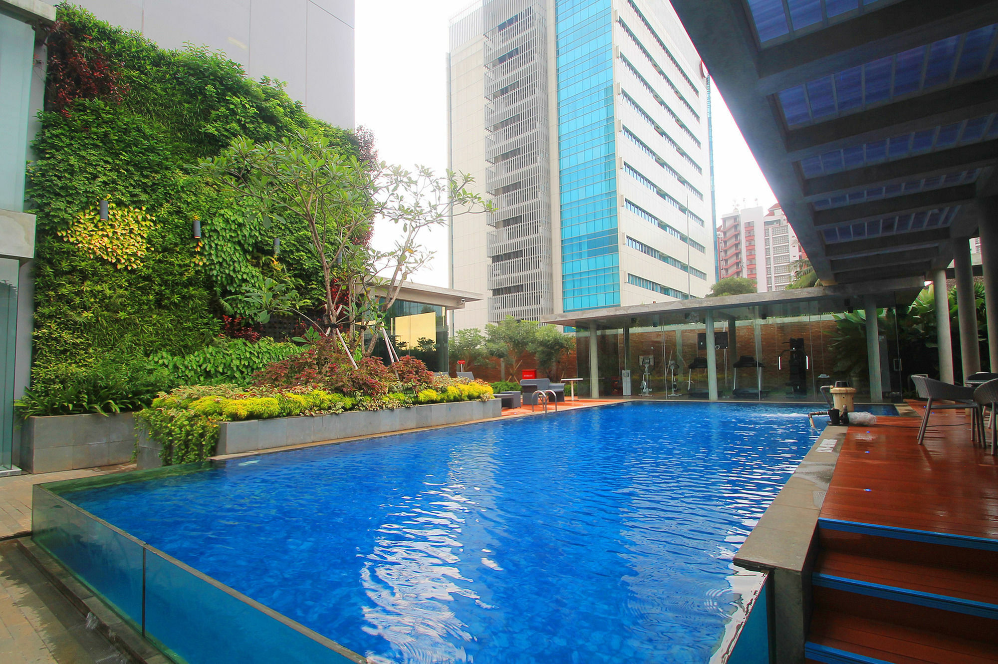 Ra Premiere Simatupang Hotell Cilandak  Exteriör bild